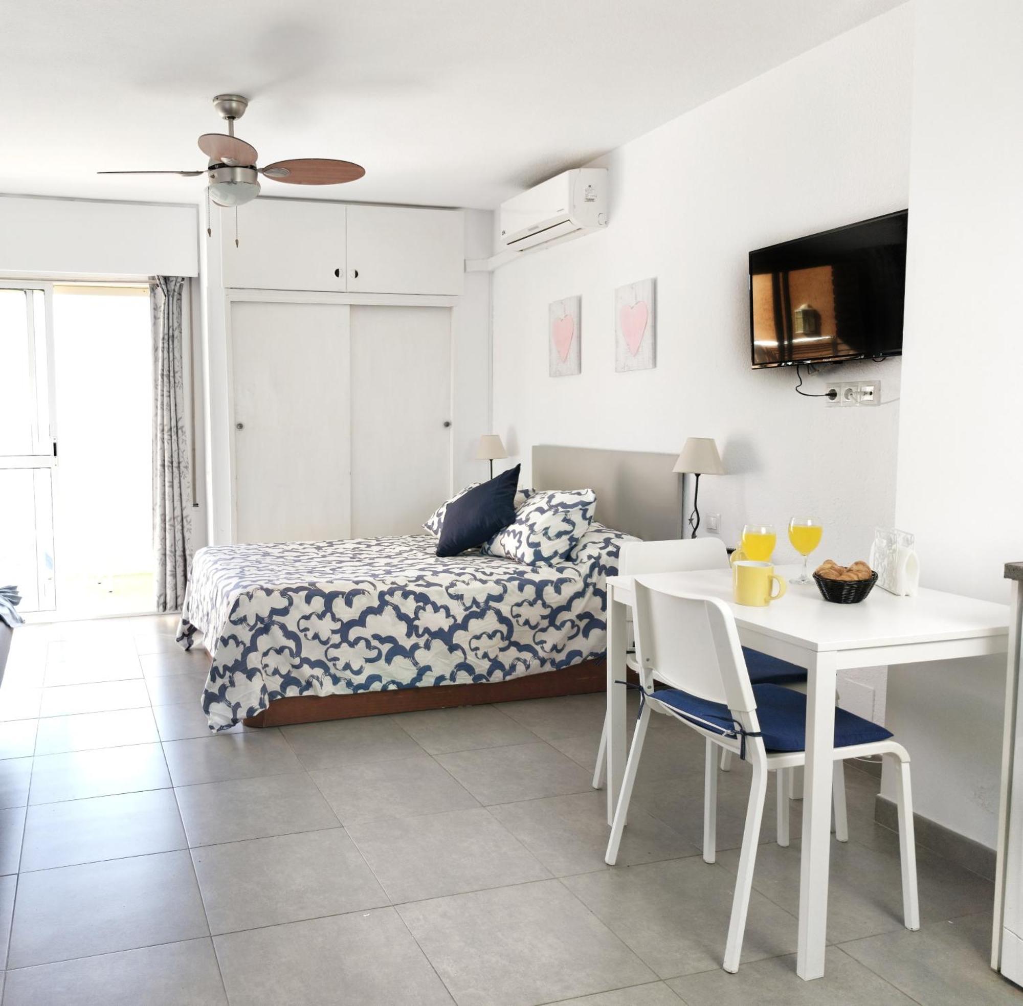 Inmogest - Estudio Aguila 713 Apartman Benalmádena Kültér fotó